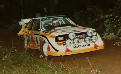 Hannu Mikkola - Arne Hertz
35º Rally de lo 1000 Lagos 1985. Audi Sport Quattro S1 E2 (IN-NL 16). Abandonó por fuga de aceite en SS31 Kostila de 6.29 km.

Del 23 al 25 de Agosto, Jyväskylä, Finlandia.
Superficie: tierra.

El Rally tenía un total de 1418.00 km de los que 479.00 km divididos en 50 tramos eran especiales (1 de ellos fue cancelado SS10 Vaheri).

Se inscribieron 188 equipos, tomaron la salida 175, finalizaron 83.@
Palabras clave: ;Audi;Grupo_B;Finlandia;1985;Sport;Quattro;S1;E2