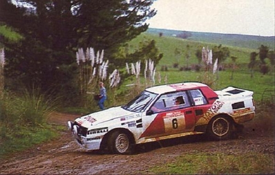 Juha Kankkunen - Fred Gallagher
15º  AWA Clarion Rally de Nueva Zelanda 1985. Toyota Celica Twincam Turbo -TCT- (K-AM 6321). Abandonò por problemas eléctricos en SS23 Tokoroa Forest de 26.38 Km.
Toyota New Zealand

Del 29 de Junio al 2 de Julio, Auckland, Nueva Zelanda.
Superficie: tierra.

El Rally tenia un total de 2487.00 km de los que 935.50 km divididos en 48 tramos eran especiales, (2 de ellas fueron canceladas SS11 Ahuroa Puhoi Road de 12 Km y SS45 Bothwell Road de 25 Km).

Tomaron la salida 67 equipos, finalizaron 39.@
Palabras clave: Toyota;Celica;Grupo_B;Nueva_Zelanda;1985
