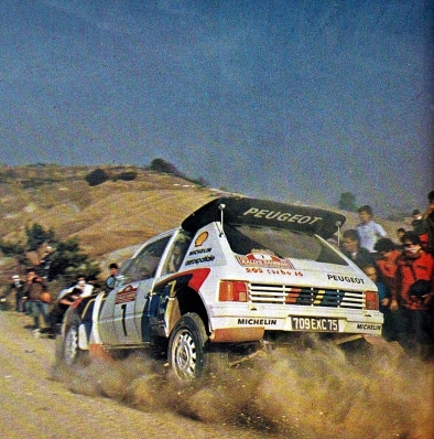 Bruno Saby - Jean-François Fauchille
27º Rally Sanremo 1985. Peugeot 205 Turbo 16 E2 (709 EXC 75). Abandonó por motor en SS37 Ronde 2 de 37,22 Km.

Del 29 de Septiembre al 4 de Octubre, Sanremo, Liguria, Imperia, Italia.
Superficie: asfalto - tierra.

El Rally tenia un total de 2340.56 km, de los que 696.90 km divididos en 45 tramos eran especiales (2 de ellos fueron cancelados SS20 Murio 1 de 9.12 km, SS36 Ronde 1 de 37.22 km).

Tomaron la salida 98 equipos, finalizaron 33.@
Palabras clave: ;Peugeot;Turbo;Grupo_B;Sanremo;1985