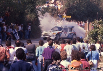 Bruno Saby - Jean-François Fauchille
27º Rally Sanremo 1985. Peugeot 205 Turbo 16 E2 (709 EXC 75). Abandonó por motor en SS37 Ronde 2 de 37,22 Km.

Del 29 de Septiembre al 4 de Octubre, Sanremo, Liguria, Imperia, Italia.
Superficie: asfalto - tierra.

El Rally tenia un total de 2340.56 km, de los que 696.90 km divididos en 45 tramos eran especiales (2 de ellos fueron cancelados SS20 Murio 1 de 9.12 km, SS36 Ronde 1 de 37.22 km).

Tomaron la salida 98 equipos, finalizaron 33.

© Marco Lolli
@
Palabras clave: ;Peugeot;Turbo;Grupo_B;Sanremo;1985