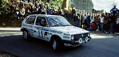 Franz Wittmann sen. - Ferdinand (Ferdi) Hinterleitner
19º Rallye de Portugal - Vinho do Porto 1985. Volkswagen Golf GTi (WOB-AZ 343).Abandonó por problemas con el acelerador en SS22 Sao Lourenco 1 de 27.00 Km.

Del 6 al 9 de Marzo, Estoril, Portugal.
Superficie: asfalto - tierra.

El Rally tení­a un total de 2455 km de los que 730.50 km divididos en 47 tramos eran especiales.

Tomaron la salida 94 equipos, finalizaron 28.@
Palabras clave: Volkswagen;Golf;GTi;Portugal;1985