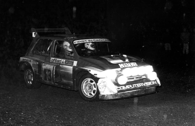 Malcolm Wilson - Nigel Harris
34º Lombard RAC Rally 1985. MG Metro 6R4 (C867 EUD). Abandonó por motor en SS23 Gartheiniog de 26.00 Km.

Del 24 al 28 de Noviembre, Nottingham, Inglaterra.
Superficie: tierra.

El Rally tenia un total de 3507 km de los que 896.98 km divididos en 65 tramos eran especiales, (2 de ellas fueron canceladas, SS43 Kielder Forest - Ogre Hill de 12,02 Km y SS64 Nuss de 8,79 Km).

Tomaron la salida 155 equipos, finalizaron 62.@
Palabras clave: ;Metro;MG;Grupo_B;Gran_Bretaña;1985;RAC_Rally;Inglaterra