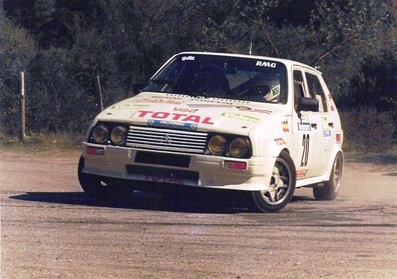 Carole Vergnaud - Marie-Claude Jouan
29º Tour de Corse - Rallye de France 1985. Citröen Visa 1000 Pistes. Abandonó por el embrague en SS7 Cozzano - Col de la Serra de 50.84 Km.

Del 2 al 4 de Mayo, Ajaccio, Córcega, Francia.
Superficie: asfalto.

El Rally tenia un total de 1603.00 km de los que 1122.25 km divididos en 30 tramos eran especiales (1 de ellos fue cancelado, SS5 Sartene - Zonza de 44.23 km, por el fatal accidente de Attilio Bettega en el tramo anterior, SS4 Zerubia - Santa Giulia de 30.60 km).

Tomaron la salida 139 equipos, finalizaron 45.@
Palabras clave: Citroen;Visa;Grupo_B;Corcega;1985;mujeres;Corse;Womens