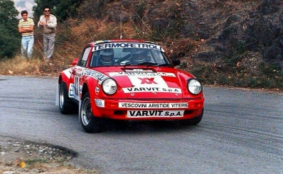 Paolo Alessandrini - Alessandro Alessandrini
27º Rally Sanremo 1985. Porsche 911 SC. Abandonó. Desconocemos el motivo y en que especial.

Del 29 de Septiembre al 4 de Octubre, Sanremo, Liguria, Imperia, Italia.
Superficie: asfalto - tierra.

El Rally tenia un total de 2340.56 km, de los que 696.90 km divididos en 45 tramos eran especiales (2 de ellos fueron cancelados SS20 Murio 1 de 9.12 km, SS36 Ronde 1 de 37.22 km).

Tomaron la salida 98 equipos, finalizaron 33.@
Palabras clave: Porsche;Sanremo;1985