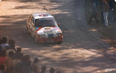 Claude Dorkel - S. Rapp
19º Rallye de Portugal Vinho do Porto 1985. Talbot Samba Rallye (6024 UO 57). Abandonó, desconocemos el motivo y en que tramo  especial.

Del 6 al 9 de Marzo, Estoril, Portugal.
Superficie: asfalto - tierra.

El Rally tení­a un total de 2455 km de los que 730.50 km divididos en 47 tramos eran especiales.

Tomaron la salida 94 equipos, finalizaron 28.@
Palabras clave: Talbot;Samba;Rallye;Portugal;1985