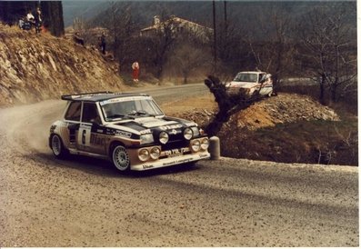 François Chatriot - Michel Périn
6º Rallye International des Garrigues 1985. Renault 5 Maxiturbo (194 FGL 75). Abandonó por fuego en el coche por algún tipo de problema eléctrico.

ÉSta unidad quedó totalmente destruida a causa del fuego.

Del 29 al 30 de Marzo, Nimes, Gard, Occitania, Francia.
Superficie: asfalto.

Desconocemos los kilómetros de la prueba tanto totales como cronmetrados.

Tomaron la salida 101 equipos, finalizaron 47.@
Palabras clave: François_Chatriot;Michel_Périn;Renault;Maxiturbo;Grupo_B;Garrigues;1985