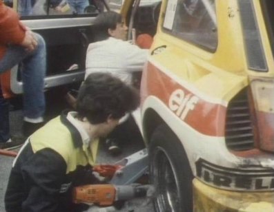 Asistencia en el 6º Rallye des Garrigues 1985
En el Renault 5 Maxiturbo (21 RG 28) de Didier Auriol - Bernard Occelli, abandonó desconocemos el motivo.

Del 29 al 30 de Marzo, Nimes, Gard, Occitania, Francia.
Superficie: asfalto.

Desconocemos los kilómetros de la prueba tanto totales como cronmetrados.

Tomaron la salida 101 equipos, finalizaron 47.@
Palabras clave: Didier_Auriol;Renault;Maxiturbo;Grupo_B;Garrigues;1985;Asistencias