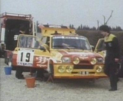 Asistencia en el 6º Rallye des Garrigues 1985
En el Renault 5 Maxiturbo (21 RG 28) de Didier Auriol - Bernard Occelli, abandonó desconocemos el motivo.

Del 29 al 30 de Marzo, Nimes, Gard, Occitania, Francia.
Superficie: asfalto.

Desconocemos los kilómetros de la prueba tanto totales como cronmetrados.

Tomaron la salida 101 equipos, finalizaron 47.@
Palabras clave: Didier_Auriol;Renault;Maxiturbo;Grupo_B;Garrigues;1985;Asistencias