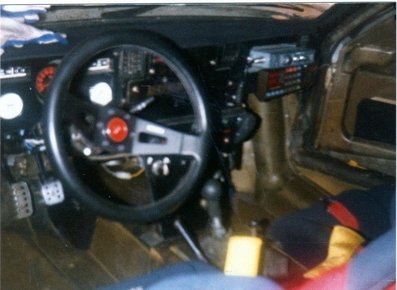 Lancia Delta S4
Circuit de Can Padro 1985
Sant Vicenç de Castellet, Manresa, Barcelona, Catalunya, España.

Henri Toivonen en la presentación Oficial en España del Lancia Delta S4.

Previo al 21º Rallye Catalunya 1985, donde Henri ten­ía que competir con el Delta S4, pero acabó haciéndolo con el Lancia Rally 037, porque no llegaron a tiempo los papeles de homologación del Lancia Delta S4.

Henri abandonó dicho Rallye Catalunya por fuerte accidente en el tercer tramo, "Estenalles" a su paso por la "Font de L'Olla"

Foto de Eduardo Graells
@
Palabras clave: Lancia;Delta;Grupo_B;Can_Padro;Catalunya;1985