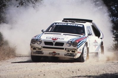 Massimo (Miki) Biasion
Primeros tests de Miki Biasion con el Lancia Delta S4
(1985)
Palabras clave: Lancia;Delta;Grupo_B;1985