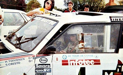 Henri Toivonen - Sergio Cresto
30º Tour de Corse de 1986. Lancia Delta S4 (TO 73074E).
El 02-05-1986 sufrieron accidente mortal, D.E.P. / R.I.P.

Del 1 al 3 de Mayo, Ajaccio, Córcega, Francia.
Superficie: asfalto.
El Rally tenia un total de 1551.00 km de los que 1122.34 km divididos en 30 tramos eran especiales. (4 de ellos fueron cancelados. SS12 Figarella - Cardo de 15.75 Km, SS18 Corte - Taverna de 26.84 Km, SS19 Moltifao - Speloncato de 38.16 Km y SS20 Corbara - Calenzana de 23.69 Km. Los 3 últimos por el fatal accidente de Henri y Sergio).
Tomaron la salida 122 equipos, finalizaron 31.

En esta edición habí­an 5 tramos de 50 o mas Km cronometrados, SS7 Cozzano - Col de la Serra de 50.84, SS8 Muracciole - Abbazia de 50.00, SS10 Pont d'Altiani - Pont St Laurent de 56.01, SS14 Prunelli - San Pancrazio de 55.67 y SS17 Campe Militaire - Corte de 58.14. Uno de mas de 70 km, SS23 Saint Roch - Suaricchio de 78.19, y otro, el último, SS30 Liamone - Suaricchio de 83.16 Km.

Aquí dejo los kilómetros de cada uno de los 30 tramos del Rally:

1ª ETAPA (01-Mayo-1986)
SS1 Verghia - Pont de la Masina de 38.09 km
SS2 Sainte Marie Sicche - Moca 1 de 23.96 km
SS3 Petreto - Aullene 1 de 20.03 km
SS4 Zerubia - Santa Giulia de 30.60 km
SS5 Sartene - Zonza de 44.23 km
SS6 Aullene - Zicavo de 25.59 km
SS7 Cozzano - Col de la Serra de 50.84 km
SS8 Muracciole - Abbazia de 50.00 km
SS9 Campo al Quarcio - Ponte de Noceta de 33.77 km
SS10 Pont d'Altiani - Pont St Laurent de 56.01 km
SS11 Ponte Rosso - Borgo de 42.29 km

TOTAL ETAPA 415.41 km

2ª ETAPA (02 Mayo-1986)
SS12 Figarella - Cardo (cancelado) de 15.75 km
SS13 Saint Florent - Col de San Stefano de 26.81 km
SS14 Prunelli - San Pancrazio de 55.67 km
SS15 Folelli - Santa Lucia di Moriani de 18.49 km
SS16 Moriani Plage - Orsoni de 20.10 km
SS17 Campe Militaire Corte de 58.14 km
SS18 Corte - Taverna (cancelado) de 26.84 km
SS19 Moltifao - Speloncato (cancelado) de 38.16 km
SS20 Corbara - Calenzana (cancelado) de 23.69 km

TOTAL ETAPA 283.65 km

3ª ETAPA (03-Mayo-1986)
SS21 Norte Dame de la Serra - Pont du Fango de 28.77 km
SS22 Fango - Ota de 48.59 km
SS23 Saint Roch - Suaricchio de 78.19 km
SS24 Tavera - Pont de Mezzana de 30.57 km
SS25 Sainte Marie Sicche - Moca 2 de 23.96 km
SS26 Petreto - Aullene 2 de 20.03 km
SS27 Sorbollano - Santa Giulia de 35.59 km
SS28 Calvese - Agosta Plage de 38.69 km
SS29 Plaine de Peri - Capiglioli de 35.73 km
SS30 Liamone - Suaricchio 83.16 km

TOTAL ETAPA 423.28 km.
SUMANDO LAS TRES ETAPAS, ESTAMOS HABLANDO DE 1122.34 KM CRONOMETRADOS... UNA SALVAJADA...@
Palabras clave: Henri_Toivonen;Sergio_Cresto;Lancia;Delta;Grupo_B;Corcega;1986;Corse;Personajes