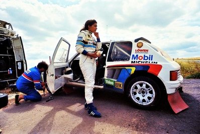 Michèle Mouton
5º ADAC Rallye Deutschland 1986. Peugeot 205 Turbo 16 (SB-K 205). Clasificada 1ª.
Copiloto Terry Harryman.

Del 7 al 10 de Agosto, St. Wendel, Alemania.
Superficie: asfalto.

El Rally tenia un total de 970.00 km de los que 304.91 km divididos en 22 tramos eran especiales.

Tomaron la salida 113 equipos, finalizaron 68.@
Palabras clave: Michele_Mouton;Deutschland;Peugeot;Grupo_B;Personajes;1986