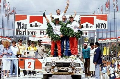Björn Waldegård - Fred Gallagher
34º Marlboro Safari Rally 1986. Toyota Celica Twincam Turbo -TCT- (K-AM 418). Clasificado 1º.

Del 29 de Marzo al 2 de Abril, Nairobi, Kenya, África.
Superficie: tierra.

El Rally tenia un total de 4.190 km con 63 controles horarios.

Tomaron la salida 69 equipos, finalizaron 16.@
Palabras clave: ;Toyota;Celica;TCT;Safari;1986;Personajes