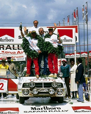 Björn Waldegård - Fred Gallagher
34º Marlboro Safari Rally 1986. Toyota Celica Twincam Turbo -TCT- (K-AM 418). Clasificado 1º.

Del 29 de Marzo al 2 de Abril, Nairobi, Kenya, África.
Superficie: tierra.

El Rally tenia un total de 4.190 km con 63 controles horarios.

Tomaron la salida 69 equipos, finalizaron 16.@
Palabras clave: ;Toyota;Celica;TCT;Safari;1986;Personajes