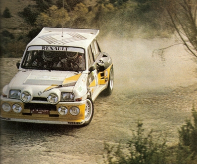 Carlos Sainz Cenamor - Antonio Boto
3º Rally Shalymar / Valeo 1986
(Cto. de España Rallyes de Asfalto)

1º Carlos Sainz - Antonio Boto
Renault 5 MaxiTurbo (VA-4650-M)
2:35.03

2º Salvador Servià - Jordi Sabater
Lancia Rally 037 (2M 6667 P)
2:36.14

3º Beny Fernández - José López Orozco
Opel Manta 400
2:38.52.

Del 15 al 16 de Noviembre, Madrid, España.
Superficie: asfal

El Rally constaba de 21 tramos cronometrados, desconocemos cuantos kilómetros totales.

Se inscribieron un mínimo de 63 equipos, finalizaron un mínimo de 48.
@
Palabras clave: ;Grupo_B;Renault;Maxiturbo;Valeo;1986