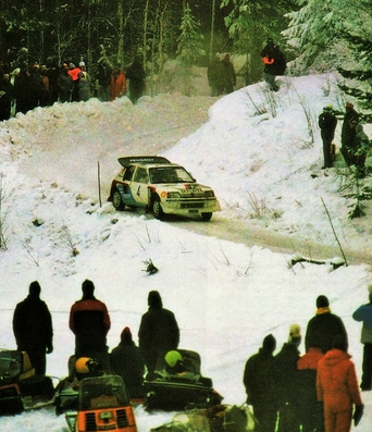 Juha Kankkunen - Juha Piironen
36º Internacional Suecia Rally 1986. Peugeot 205 Turbo 16 E2 (26 FGV 75). Clasificado 1º.

Del 14 al 16 de Febrero, Karlstad, Suecia.
Superficie: nieve - hielo.

El Rally tenia un total de 1670.00 km de los que 556.79 km divididos en 30 tramos eran especiales.

Tomaron la salida 107 equipos, finalizaron 62.@
Palabras clave: ;Peugeot;Turbo;Suecia;Grupo_B;nieve;1986
