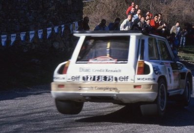 François Chatriot - Michel Périn
7º Rallye des Garrigues - Languedoc-Roussillon 1986. Renault 5 Maxiturbo (27 FJE 75). Clasificado 1º.

Del 3 al 6 de Abril, Nimes, Francia
Superficie: asfalto

El Rally tenía un total de 501.90 km cronometrados divididos en 20 tramos especiales.

Tomaron la salida 102 equipos, finalizaron 44.@
Palabras clave: François_Chatriot;Michel_Perin;Renault;Maxiturbo;Grupo_B;Garrigues;1986