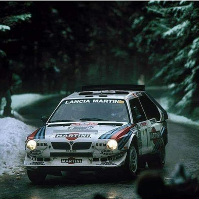 Henri Toivonen - Sergio Cresto
54º Rallye Automobile de Monte-Carlo 1986. Lancia Delta S4 (A6 37616). Clasificado 1º.

Del 18 al 24 de Enero, Monte-Carlo.
Superficie: asfalto - nieve.

El Rally tenía un total de 3984.00 km de los que 881.20 km divididos en 36 tramos eran especiales.

Tomaron la salida 156 equipos, finalizaron 65.@
Palabras clave: Henri_Toivonen;Lancia;Delta;Grupo_B;Montecarlo;1986