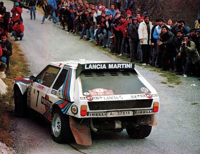Henri Toivonen - Sergio Cresto
54º Rallye Automobile de Monte-Carlo 1986. Lancia Delta S4 (A6 37616). Clasificado 1º.

Del 18 al 24 de Enero, Monte-Carlo.
Superficie: asfalto - nieve.

El Rally tenía un total de 3984.00 km de los que 881.20 km divididos en 36 tramos eran especiales.

Tomaron la salida 156 equipos, finalizaron 65.@
Palabras clave: Lancia;Grupo_B;Henri_Toivonen;Delta;S4;Montecarlo;1986;Sergio_Cresto