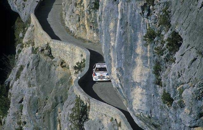 Henri Toivonen - Sergio Cresto
54º Rallye Automobile de Monte-Carlo 1986. Lancia Delta S4 (A6 37616). Clasificado 1º.

Del 18 al 24 de Enero, Monte-Carlo.
Superficie: asfalto - nieve.

El Rally tenía un total de 3984.00 km de los que 881.20 km divididos en 36 tramos eran especiales.

Tomaron la salida 156 equipos, finalizaron 65.@
Palabras clave: Henri_Toivonen;Sergio_Cresto;Montecarlo;Lancia;Delta;Grupo_B;1986
