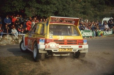 Didier Auriol - Bernard Occelli
29º Criterium des Cévennes 1986. MG Metro 6R4 (C 206 JMB). Clasificado 1º.

Del 8 al 9 de Noviembre, Montpellier, Francia.
Superficie: asfalto con un total de 277.90 km divididos en 17 tramos cronometrados.
(Uno de ellos fue cancelado SS4 Le Vigan - St-Bresson de 14.30 km)

Tomaron la salida 198 equipos, finalizaron 87.@
Palabras clave: Didier_Auriol;Bernard_Occelli;Criterium_Cevennes;MG;Metro;Grupo_B;1986