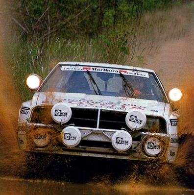Bjorn Waldegard - Fred Gallagher
18º Rallye Cote d'Ivoire 1986. Toyota Celica Twincam Turbo -TCT- (K-AM 5660). Clasificado 1º.

Del 24 al 27 de Septiembre, Yamoussoukro, Costa de Marfil.
Superficie: tierra.

El Rally tenia un total de 3763 km con 73 controles horarios.

Tomaron la salida 49 equipos, finalizaron 11.@
Palabras clave: ;Toyota;Celica;Grupo_B;Costa_Marfil;1986