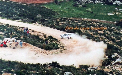 Henri Toivonen - Sergio Cresto
9º Rally Costa Smeralda 1986. Lancia Delta S4 (A6 37614). Clasificado 1º.

Del 16 al 18 de Abril, Porto cervo, norte de Cerdeña, Italia.

Superficie: tierra.
El Rally constaba de 546.00 Km cronometrados divididos en 35 tramos especiales.

Tomaron la salida 79 equipos, finalizaron 32.

© Luca Cassitta
@
Palabras clave: Henri_Toivonen;Sergio_Cresto;Lancia;Delta;S4;Costa_Smeralda;1986;Grupo_B;Esmeralda