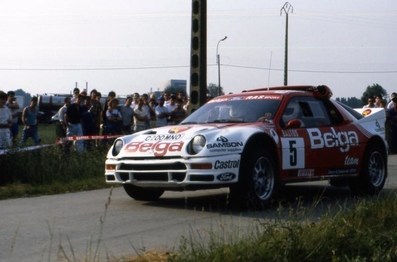 Robert Droogmans - Ronny Joosten
22º Rally 24 Heures dÂ´ Ypres / Ieper Westhoek 1986. Ford RS 200. Clasificado 1º.@
Palabras clave: Robert_Droogmans;Ford;RS;Grupo_B;Ypres;1986