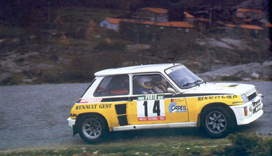 Joaquim Moutinho da Silva Santos - Edgar Fortes
20º Rallye de Portugal 1986. Renault 5 Turbo. Clasificado 1º.
Todos lo Equipos "grandes" se retiraron a causa del accidente que sufriò Joaquin Santos - Miguel Oliveira, con Ford RS 200, en el que murieròn 3 espectadores y muchos otros sufrieron heridas de mayor y menor gravedad. Todos los pilotos estaban indignados por el comportamiento del público, irresponsable y peligroso. (Hay que decir que habà­a público de todas las nacinalidades)@
Palabras clave: Joaquim_Moutinho;Edgar_Fortes;Renault;Turbo;Grupo_B;Portuga;1986
