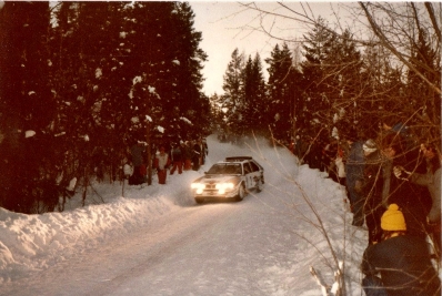 Markku Alén - Ilkka Kivimaki
36º Internacional Suecia Rally 1986. Lancia Delta S4 (A6 37613). Clasificado 2º.

Del 14 al 16 de Febrero, Karlstad, Suecia.
Superficie: nieve - hielo.

El Rally tenia un total de 1670.00 km de los que 556.79 km divididos en 30 tramos eran especiales.

Tomaron la salida 107 equipos, finalizaron 62.@
Palabras clave: Lancia;Suecia;Markku_Alen;S4;Delta;Grupo_B;nieve;1986