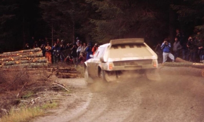 Markku Alén - Ilkka Kivimaki
35º Lombard RAC Rally 1986. Lancia Delta S4 (TO 19737F). Clasificado 2º.

Del 16 al 19 de Noviembre, Bath, Inglaterra.
Superficie: Tierra.

El Rally un total de 2537.93 km de los que 515.04 km divididos en 45 tramos eran especiales.

Tomaron la salida 149 equipos, finalizaron 83.@
Palabras clave: Markku_Alen;Grupo_B;Lancia;Delta;S4;Gran_Bretaña;1986;RAC_Rally;Inglaterra