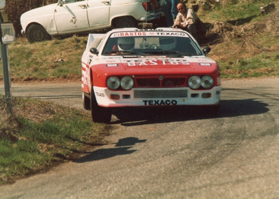 Patrick Snijers - Dany Colebunders
7º Rallye des Garrigues - Languedoc-Roussillon 1986. Lancia Rally 037 (TO Y88745). Clasificado 2º.

Del 3 al 6 de Abril, Nimes, Francia
Superficie: asfalto

El Rally tenía un total de 501.90 km cronometrados divididos en 20 tramos especiales.

Tomaron la salida 102 equipos, finalizaron 44.@
Palabras clave: Patrick_Snijers;Lancia;Grupo_B;Garrigues;1986