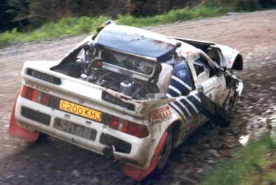 Mark Lovell - Roger Freeman
41º Lloyds Bowmaker RSAC Scottish Rally 1986. Ford RS200 (C200KHJ). Clasificado 2º.

Ésta salida de pista se produjo en SS6 Montreathmont de 2.19 km.

Del 7 al 10 de Junio, Glasgow, Escocia, Reino Unido.
Superficie: tierra.

El Rally constaba de 2 etapas y 374.01 km cronometrados divididos en 54 tramos especiles.

Tomaron la salida 78 equipos, finalizaron 50.

© Pro-Rally Photography
@
Palabras clave: Ford;RS200;Grupo_B;Scottish_Rally;1986;Crash