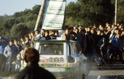 Philippe Touren - Albert Neyron
29º Critérium des Cévennes 1986. Renault 5 MaxiTurbo (5555 SP 30). Clasificado 2º.

Del 8 al 9 de Noviembre, Montpellier, Francia.
Superficie: asfalto con un total de 277.90 km divididos en 17 tramos cronometrados.
(Uno de ellos fue cancelado SS4 Le Vigan - St-Bresson de 14.30 km)

Tomaron la salida 198 equipos, finalizaron 87.@
Palabras clave: ;Renault;Maxiturbo;Grupo_B;1986;Criterium_Cevennes