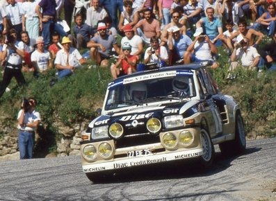 François Chatriot - Michel Périn
38º Rallye International du Mont-Blanc 1986. Renault 5 Maxiturbo (27 FJE 75). Clasificado 2º.

Del 4 al 7 de Septiembre, Annecy-le-Vieux, La Clusaz, Francia.
Superficie: asfalto.

El Rallye constaba de 2 etapas con 311.47 km cronometrados divididos en 15 tramos especiales.

Tomaron la salida 152 equipos, finalizaron 87.@
Palabras clave: François_Chatriot;Renault;Maxiturbo;Grupo_B;1986