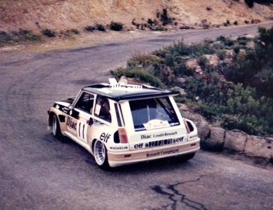 François Chatriot - Michel Périn
30º Tour de Corse - Rallye de France 1986. Renault 5 Maxiturbo. Clasificado 2º.
El Rally tenia un total de 1551 km de los que 1017 km divididos en 30 tramos eran especiales. (4 de ellos fueron cancelados. SS12, 18, 19 y 20. Los 3 últimos por el fatal accidente de Henri y Sergio,D.E.P.).
Tomaron la salida 122 participantes, finalizaron 26.
Habà­an 5 tramos de mas de 50 Km cronometrados, SS7, 8, 10, 14 y 17, uno de mas de 70 km, SS23, y otro,el último, SS30 de mas de 83 km.@
Palabras clave: François_Chatriot;Michel_Périn;Renault;Maxiturbo;Grupo_B;Còrcega;1986;Corse