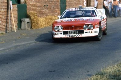 Patrick Snijers - Dany Colebunders
22º Ypres 24 Hours Rally 1986. Lancia Rally 037 (TO Y88745). Clasificado 2º.

Del 27 al 29 de Junio, Ypres, Bélgica.
Superficie: asfalto.

El Rally estaba dividido en 2 etapas y 411.41 km cronometrados divididos en 37 tramos especiales.

Tomaron la salida 155 equipos, finalizaron 70.@
Palabras clave: Patrick_Snijers;Lancia;Rally;Grupo_B;Ypres;1986