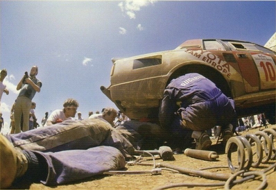 Asistencia del Equipo Toyota Team Europe en el 34º Marlboro Safari Rally Kenya 1986.
En el Toyota Celica Twincam Turbo -TCT- (K-AM 5805) de Lars-Erik Torph - Bo Thorszelius. Clasificado 2º.

Del 29 de Marzo al 2 de Abril, Nairobi, Kenya, África.
Superficie: tierra.

El Rally tenia un total de 4.190 km con 63 controles horarios.

Tomaron la salida 69 equipos, finalizaron 16.
Palabras clave: ;Toyota;Celica;TCT;Safari;1986;Grupo_B;Asistencias
