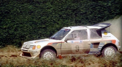 Bruno Saby - Jean-François Fauchille
33º Acropolis Rally 1986. Peugeot 205 Turbo 16 E2 (290 FPF 75). Clasificado 3º.

Del 2 al 4 de Junio, Atenas, Grecia.
Superficie: tierra.

El Rally tení­a un total de 1890.00 km de los que 572.13 km divididos en 46 tramos eran especiales (8 de ellas fueron cancelados SS8, SS9, SS10, SS14, SS16, SS21, SS36 y SS45)

Tomaron la salida 101 equipos, finalizaron 34.@
Palabras clave: ;Peugeot;Turbo;Grupo_B;Acropolis;Grecia;1986