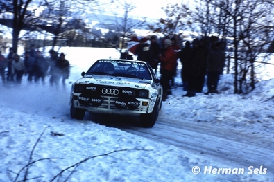 John Bosch - Steve Bond
29º Boucles de Spa Alphonse Delettre 1986. Audi Quattro A2 (N-SM 210) Rothmans Audi Team Holland. Clasificado 3º.

Del 7 al 9 de Febrero, Spa, Lieja, Bélgica.
Superficie: asfalto.

El Rally constaba de un total de 420.00 km cronometrados.

Tomaron la salida 66 equipos, finalizaron 41.

© Herman Sels.
@
Palabras clave: Audi;Quattro;Grupo_B;Boucles_Spa;1986;Nieve