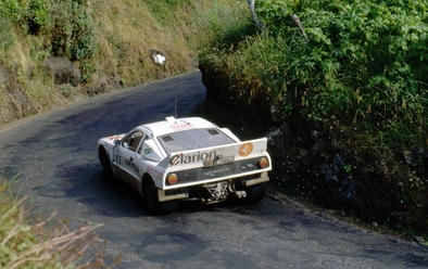 Paolo Alessandrini - Alessandro Alessandrini
27º Rali Vinho da Madeira 1986. Lancia Rally 037 (TO W67785). Clasificado 3º.

Del 1 al 3 de Agosto, Funchal, Madeira, Portugal.
Superficie: asfalto.

El Rally constaba de 3 etapas con un total de 390.00 km cronometrados divididos en 25 tramos especiales. 

Tomaron la salida 100 equipos, finalizaron 54.@
Palabras clave: Lancia;Rally;Madeira;Portugal;1986;Grupo_B