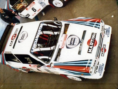 Massimo (Miki) Biasion - Tiziano Siviero
16º AWA Clarion Rally de Nueva Zelanda 1986. Lancia Delta S4 (TO 90681E). Clasificado 3º.

Del 5 al 8 de Julio, Auckland, Nueva Zelanda.
Superficie: tierra.

El Rally tenia un total de 1980 km de los que 597.76 km divididos en 35 tramos eran especiales, (uno de ellos fue cancelado SS26 Kawerau Forest de 26.73 Km).

Se inscribieron 55 equipos, tomaron la salida 52, finalizaron 40.@
Palabras clave: Miki_Biasion;Lancia;Delta;Grupo_B;Nueva_Zelanda;1986;Parque_Cerrado