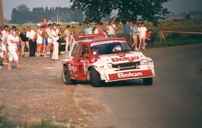 Marc Duez - Willy Lux
22º Ypres 24 Horas Rally 1986. MG Metro 6R4 (C730 HOF). Clasificado 3º.

Del 27 al 29 de Junio, Ypres, Bélgica.
Superficie: asfalto.

El Rally estaba dividido en 2 etapas y 411.41 km cronometrados divididos en 37 tramos especiales.

Tomaron la salida 155 equipos, finalizaron 70.@
Palabras clave: ;MG,Metro;Ypres;1986;Grupo_B