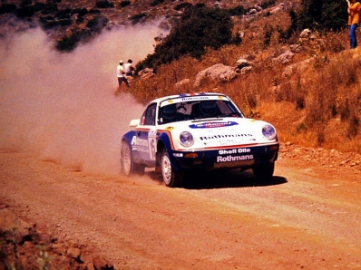 Saeed Al-Hajri - John Spiller
33º Acropolis Rally 1986. Porsche 911 SC RS (A815 CCF). Clasificado 4º.

Del 2 al 4 de Junio, Atenas, Grecia.
Superficie: tierra.

El Rally tení­a un total de 1890.00 km de los que 572.13 km divididos en 46 tramos eran especiales (8 de ellas fueron cancelados SS8, SS9, SS10, SS14, SS16, SS21, SS36 y SS45)

Tomaron la salida 101 equipos, finalizaron 34.@
Palabras clave: ;Porsche;Grupo_B;Acropolis;Grecia;1986