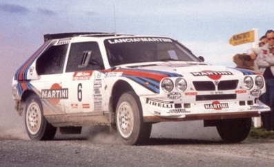 Mikael Ericsson - Claes Billstam
16º AWA Clarion Rally de Nueva Zelanda 1986. Lancia Delta S4 (TO 76794E). Clasificado 4º.

Del 5 al 8 de Julio, Auckland, Nueva Zelanda.
Superficie: tierra.

El Rally tenia un total de 1980 km de los que 597.76 km divididos en 35 tramos eran especiales, (uno de ellos fue cancelado SS26 Kawerau Forest de 26.73 Km).

Se inscribieron 55 equipos, tomaron la salida 52, finalizaron 40.@
Palabras clave: ;Lancia;Delta;Nueva_Zelanda;1986;Grupo_B