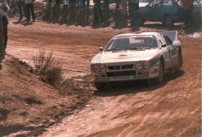 Mauro Pregliasco - Daniele Cianci
34º Rally Costa Brava 1986. Lancia Rally 037. Clasificado 4º.

Del 21 al 23 de Febrero, Lloret de Mar, Girona, Catalunya, España.
Superficie: asfalto - tierra.

El Rally tenia un total de 1293.91 Km de los que 557.07 Km divididos en 29 tramos eran especiales.

Se inscribieron 110 equipos, tomaron la salida 94, finalizaron 30.@
Palabras clave: Mauro_Pregliasco;Jordi_Sabater;Lancia;Rally;Grupo_B;1986;Costa_Brava