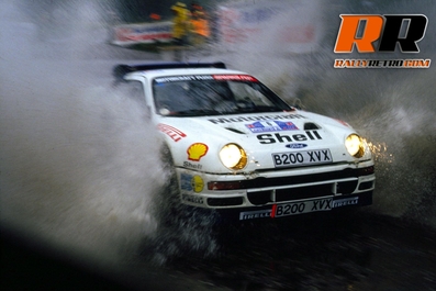 Karl-Erik (Kalle) Grundel - Benny Melander
35º Lombard RAC Rally 1986. Ford RS200 (B200 XVX). Clasificado 5º.

Del 16 al 19 de Noviembre, Bath, Inglaterra.
Superficie: Tierra.

El Rally un total de 2537.93 km de los que 515.04 km divididos en 45 tramos eran especiales.

Tomaron la salida 149 equipos, finalizaron 83.@
Palabras clave: Kalle_Grundel;Ford;RS200;Gran_Bretaña;1986;Grupo_B;Inglaterra