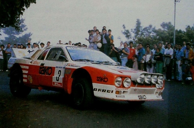Mauro Pregliasco - Nicolò Imperio
27º Rali Vinho da Madeira 1986. Lancia Rally 037. Clasificado 6º.

Del 1 al 3 de Agosto, Funchal, Madeira, Portugal.
Superficie: asfalto.

El Rally constaba de 3 etapas con un total de 390.00 km cronometrados divididos en 25 tramos especiales. 

Tomaron la salida 100 equipos, finalizaron 54.@
Palabras clave: Mauro_Pregliasco;Lancia;Rally;Madeira;Portugal;1986;Grupo_B