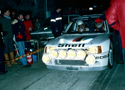 Bruno Saby - Jean-François Fauchille
54º Rallye Automobile de Monte-Carlo 1986. Peugeot 205 Turbo 16 E2 (26 FGV 75). Clasificado 6º.

Del 18 al 24 de Enero, Monte-Carlo.
Superficie: asfalto - nieve.

El Rally tenía un total de 3984.00 km de los que 881.20 km divididos en 36 tramos eran especiales.

Tomaron la salida 156 equipos, finalizaron 65.@
Palabras clave: ;Peugeot;Turbo;Montecarlo;1986