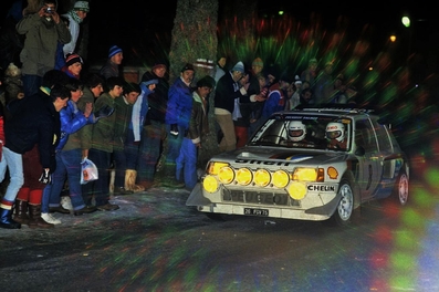 Bruno Saby - Jean-François Fauchille
54º Rallye Automobile de Monte-Carlo 1986. Peugeot 205 Turbo 16 E2 (26 FGV 75). Clasificado 6º.

Del 18 al 24 de Enero, Monte-Carlo.
Superficie: asfalto - nieve.

El Rally tenía un total de 3984.00 km de los que 881.20 km divididos en 36 tramos eran especiales.

Tomaron la salida 156 equipos, finalizaron 65.

© François Baduin
@
Palabras clave: ;Peugeot;Turbo;Montecarlo;1986